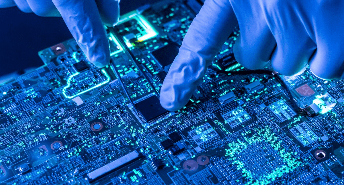 中美技术竞赛：2024年中国半导体行业的新动向