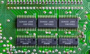 半导体设备行业报告2024：行业逐渐复苏半导体设备国产化率正在稳步提升(图9)