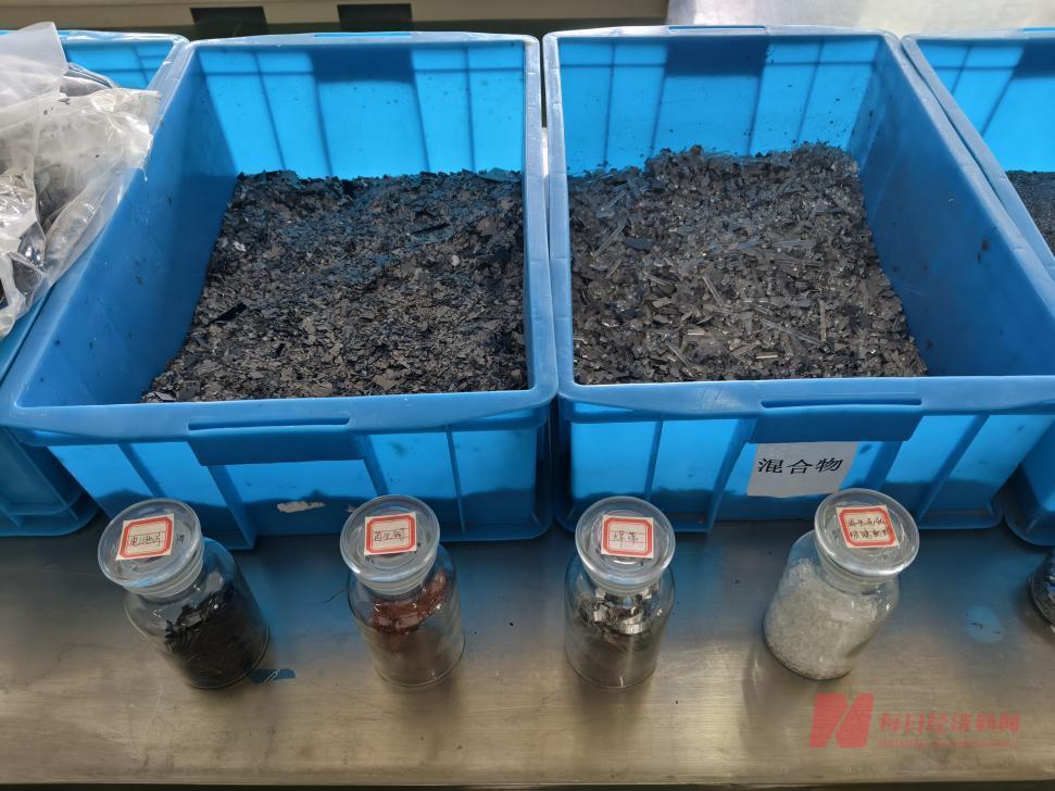 深度丨光伏组件退役回收行业遇“饥荒”小作坊、贵金属贸易商争抢货源乱局何解？(图2)