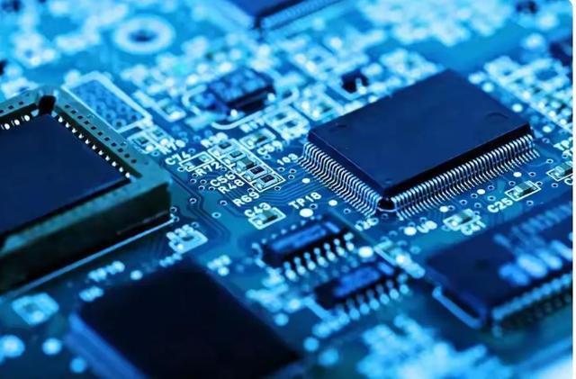 荷兰：光刻机禁令突袭！中国：产业链亮剑破局！国产设备加速超车